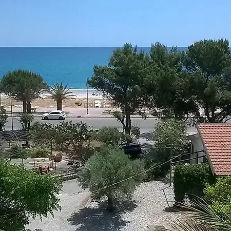 Casa vacanze Riva Del Mare *