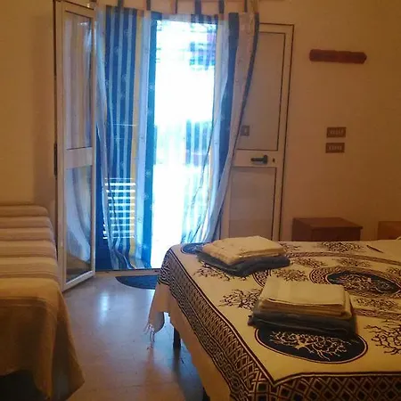 Casa vacanze Riva Del Mare *